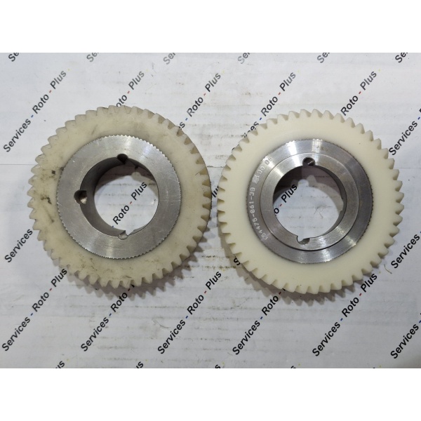 HELICAL PLASTIC GEAR