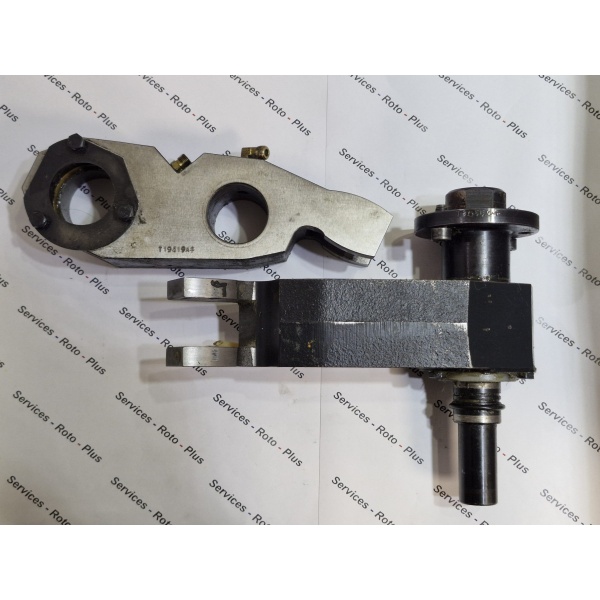 SUPPORT AVEC ARBRE T30550