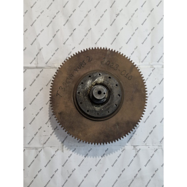 BAKELITE PINION WITH SHAFT